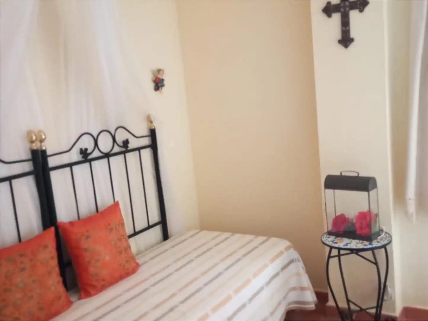 Piso en venta en HV-3113, 11, Galaroza Habitación de Piso en venta en Galaroza con Calefacción, Trastero y Amueblado