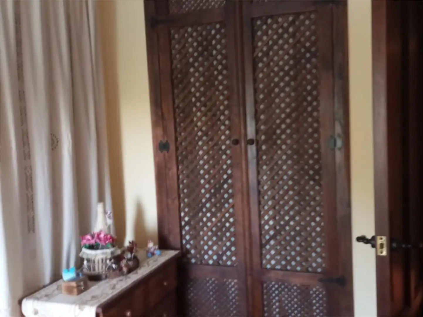Piso en venta en HV-3113, 11, Galaroza Habitación de Piso en venta en Galaroza con Calefacción, Trastero y Amueblado
