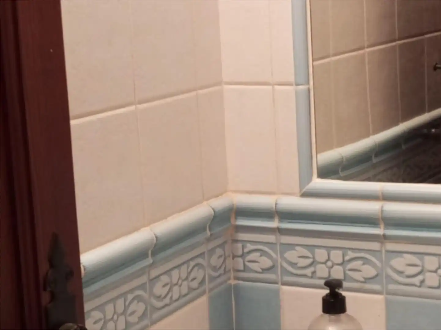Piso en venta en HV-3113, 11, Galaroza Baño de Piso en venta en Galaroza con Calefacción, Trastero y Amueblado