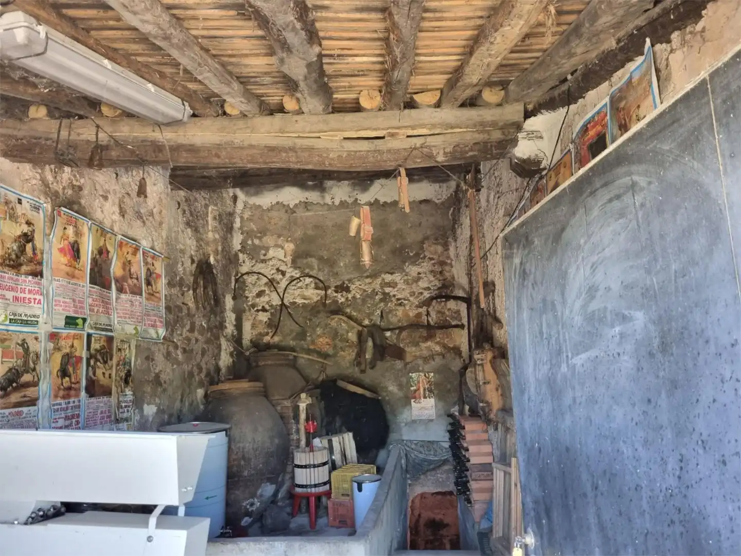 Garage for sale in Bujalaro