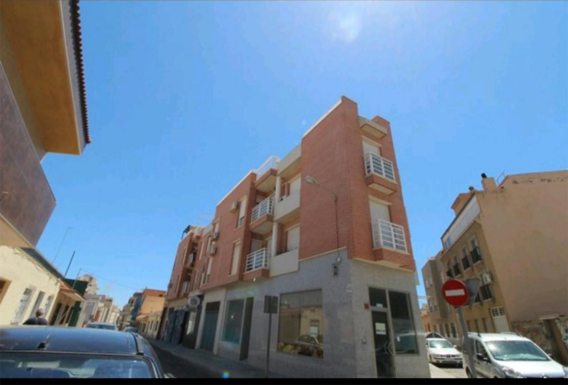 Pis en venda a Calle Doctor Marañón, 38, Ejido Centro Vista exterior de Pis en venda en El Ejido amb Aire condicionat, Terrassa i Rentadora