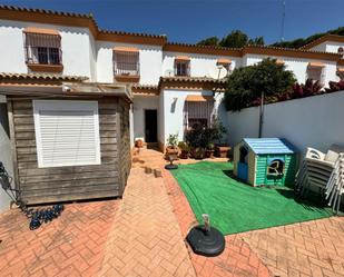 Jardí de Casa adosada en venda en Chiclana de la Frontera amb Aire condicionat