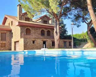 Swimming pool of House or chalet for sale in Algete  with Air Conditioner, Terrace and Swimming Pool