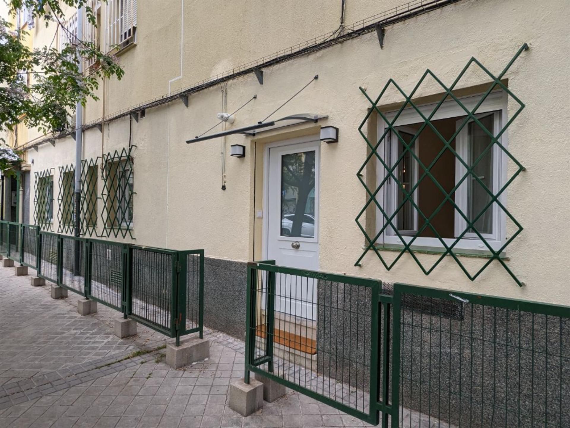 Piso para compartir en Calle de Antonio López, Moscardó