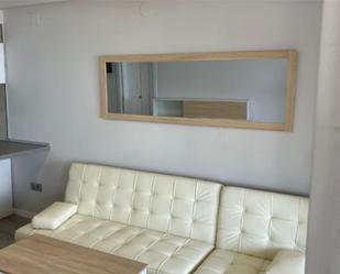 Dormitori de Apartament de lloguer en Oropesa del Mar / Orpesa amb Terrassa i Balcó