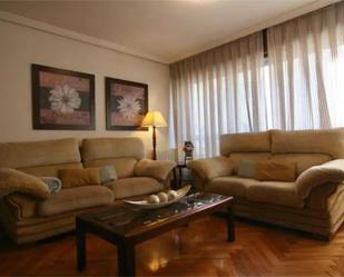 Living room of Flat for sale in Vigo   with Terrace and Balcony