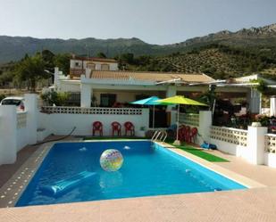 Piscina de Finca rústica en venda en  Jaén Capital amb Piscina i Balcó