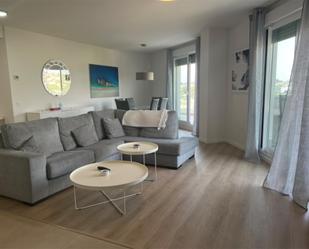 Sala d'estar de Apartament en venda en Marbella amb Aire condicionat, Terrassa i Piscina