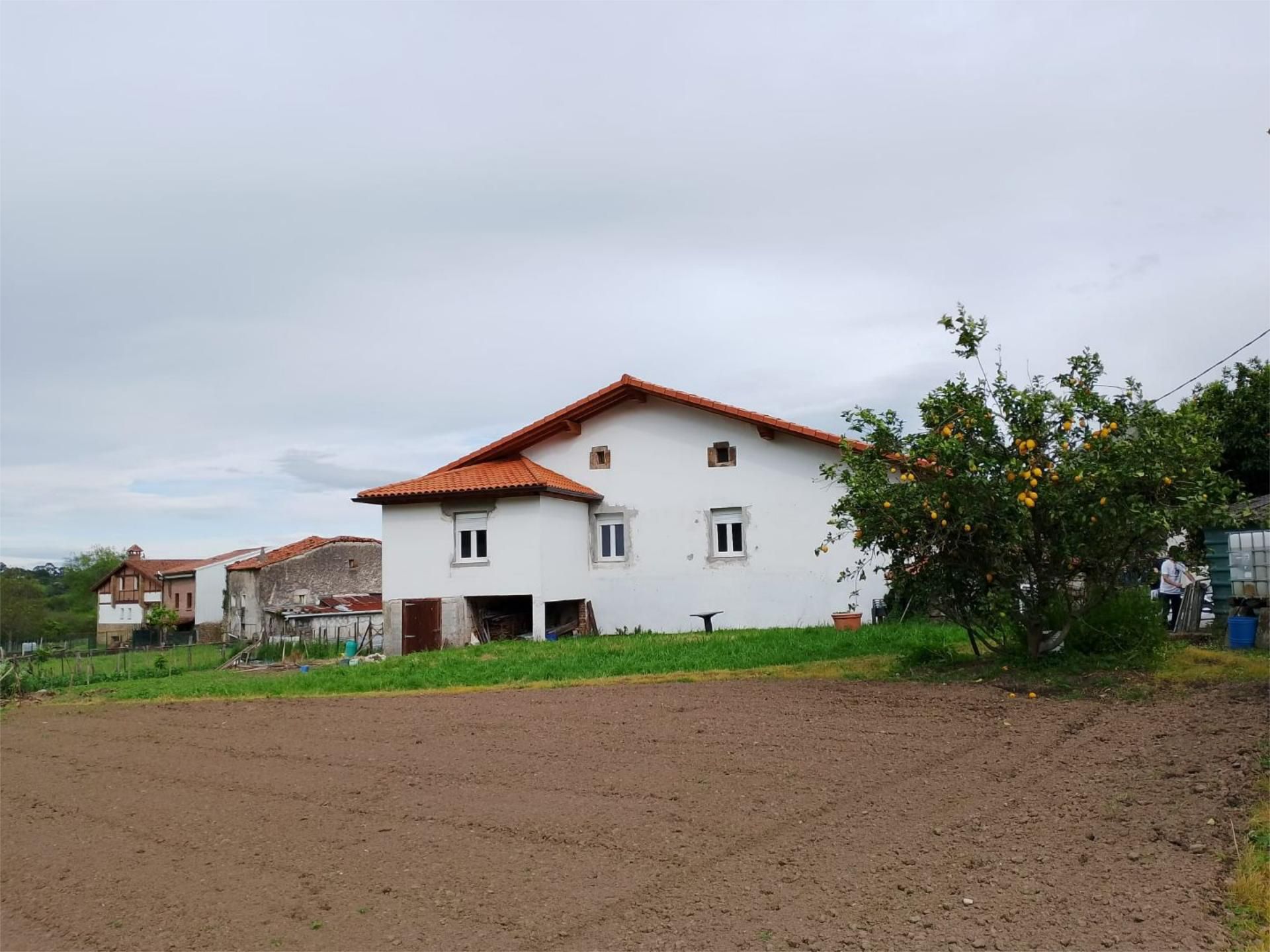 Exterior view of Flat for sale in Castro-Urdiales