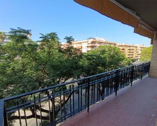 Exterior view of Flat for sale in  Sevilla Capital  with Air Conditioner, Terrace and Balcony