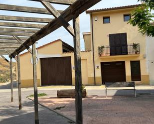 Vista exterior de Casa adosada en venda en Alcoletge amb Balcó