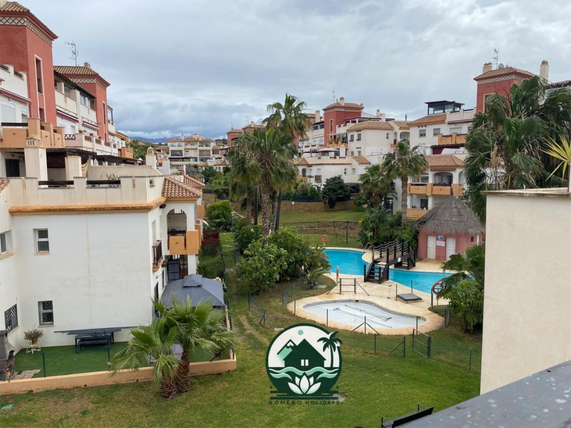 Exterior view of Attic for sale in Vélez-Málaga  with Terrace and Swimming Pool