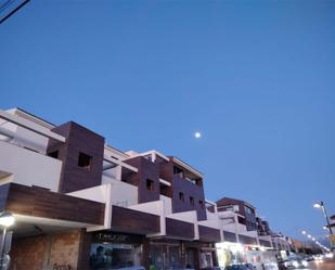 Exterior view of Flat for sale in Vegas del Genil  with Air Conditioner and Terrace