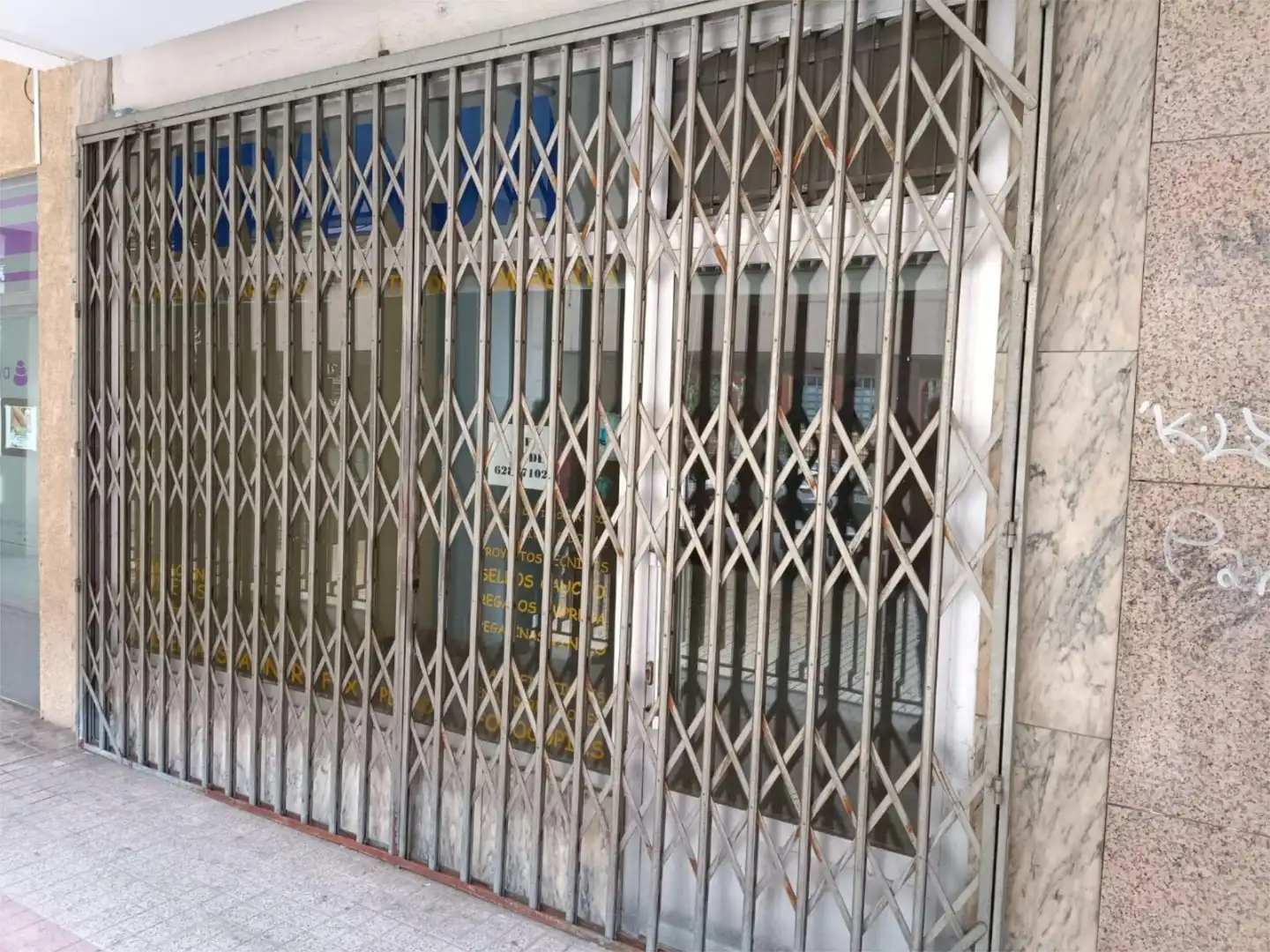 Vista exterior de Local en venta en Zamora Capital 