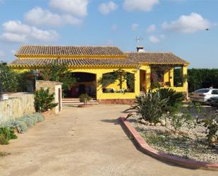 Vista exterior de Casa o xalet en venda en Picassent amb Aire condicionat, Terrassa i Piscina