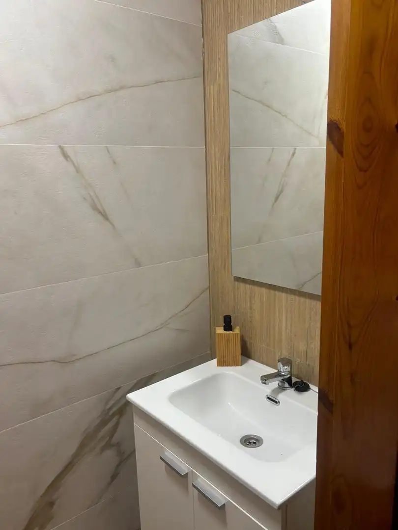Flat for rent in Calle Osa Mayor, 33, El Montgó Bathroom of Flat for rent in Dénia with Air Conditioner, Heating and Terrace