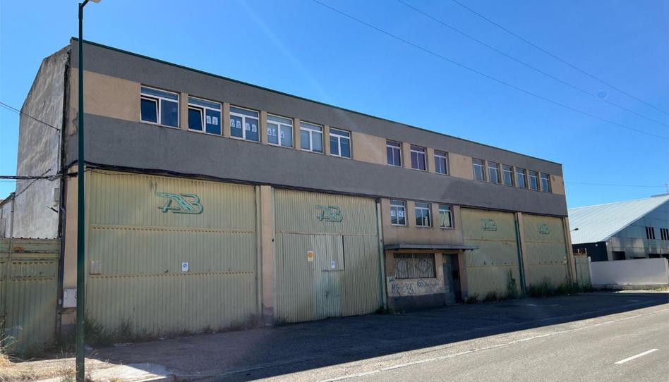 Premises for sale in Calle de Pilar Miró, 17, Polígono Argales, Valladolid - image 1 Photo 1 of Premises for sale in Calle de Pilar Miró, 17, Polígono Argales, Valladolid