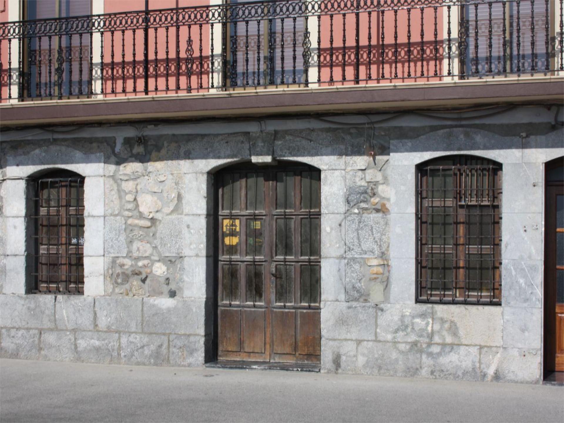 Vista exterior de Local en venda en Bermeo