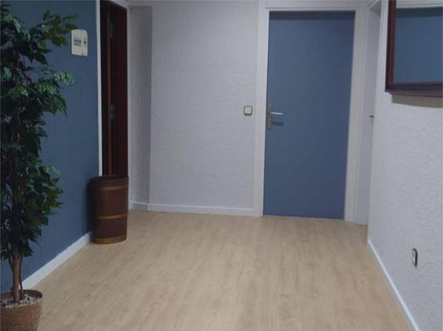 Oficina en Alquiler en Plaça Enginyer Deulofeu, 10 en La Salut