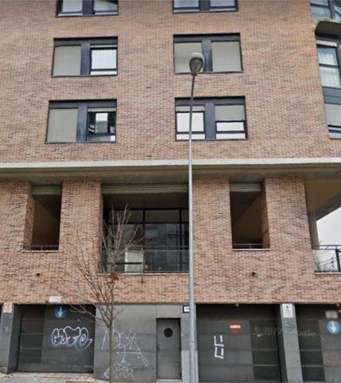 Garaje de alquiler en Plaza Rafael Alberti, 9, Barañáin / Barañain, Navarra - imagen 2 Foto 2 de Garaje de alquiler en Plaza Rafael Alberti, 9, Barañáin / Barañain, Navarra