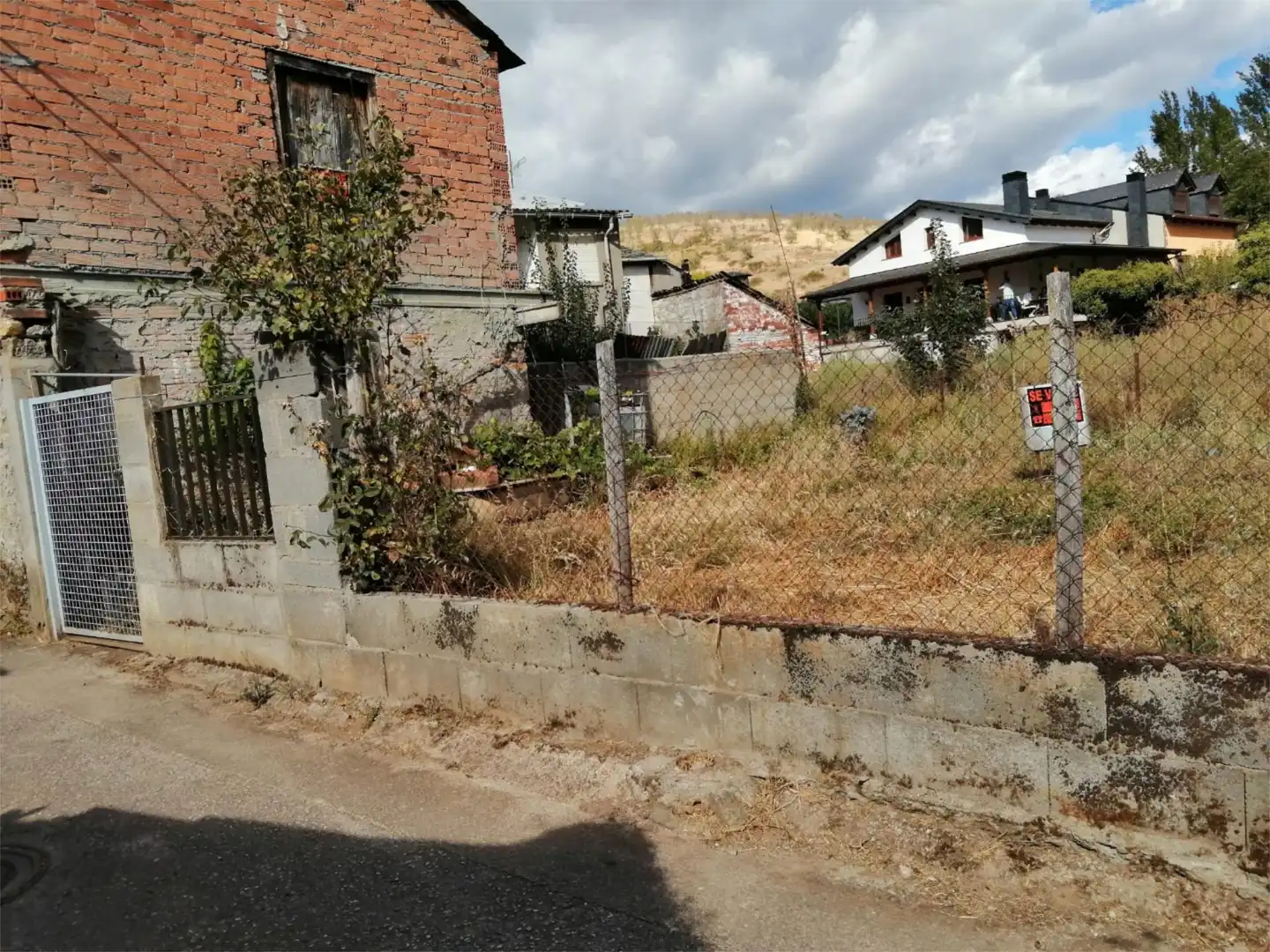 Casa adosada en venda a Avenida Compostilla, 11, Centro Casa adosada en venda en Ponferrada