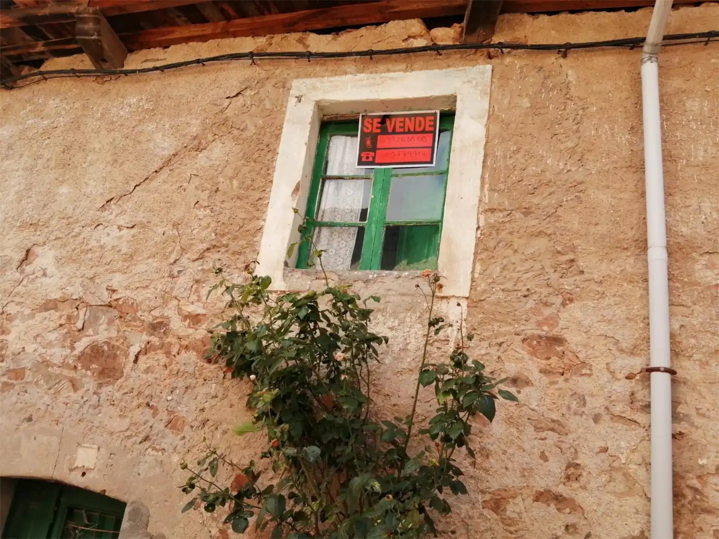 Casa adosada en venda a Avenida Compostilla, 11, Centro Vista exterior de Casa adosada en venda en Ponferrada