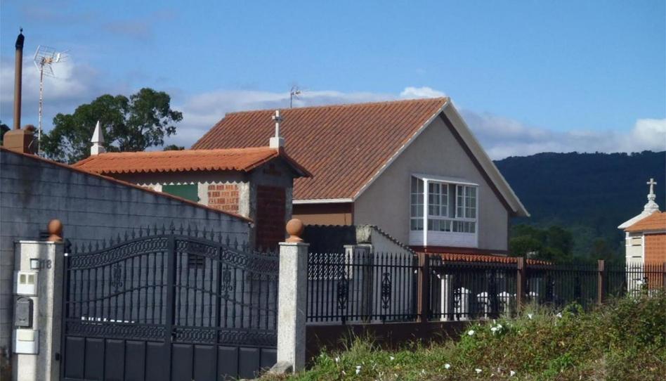 House or chalet for sale in Aldea de Arriba, 18, Boiro, A Coruña - image 1 Photo 1 of House or chalet for sale in Aldea de Arriba, 18, Boiro, A Coruña