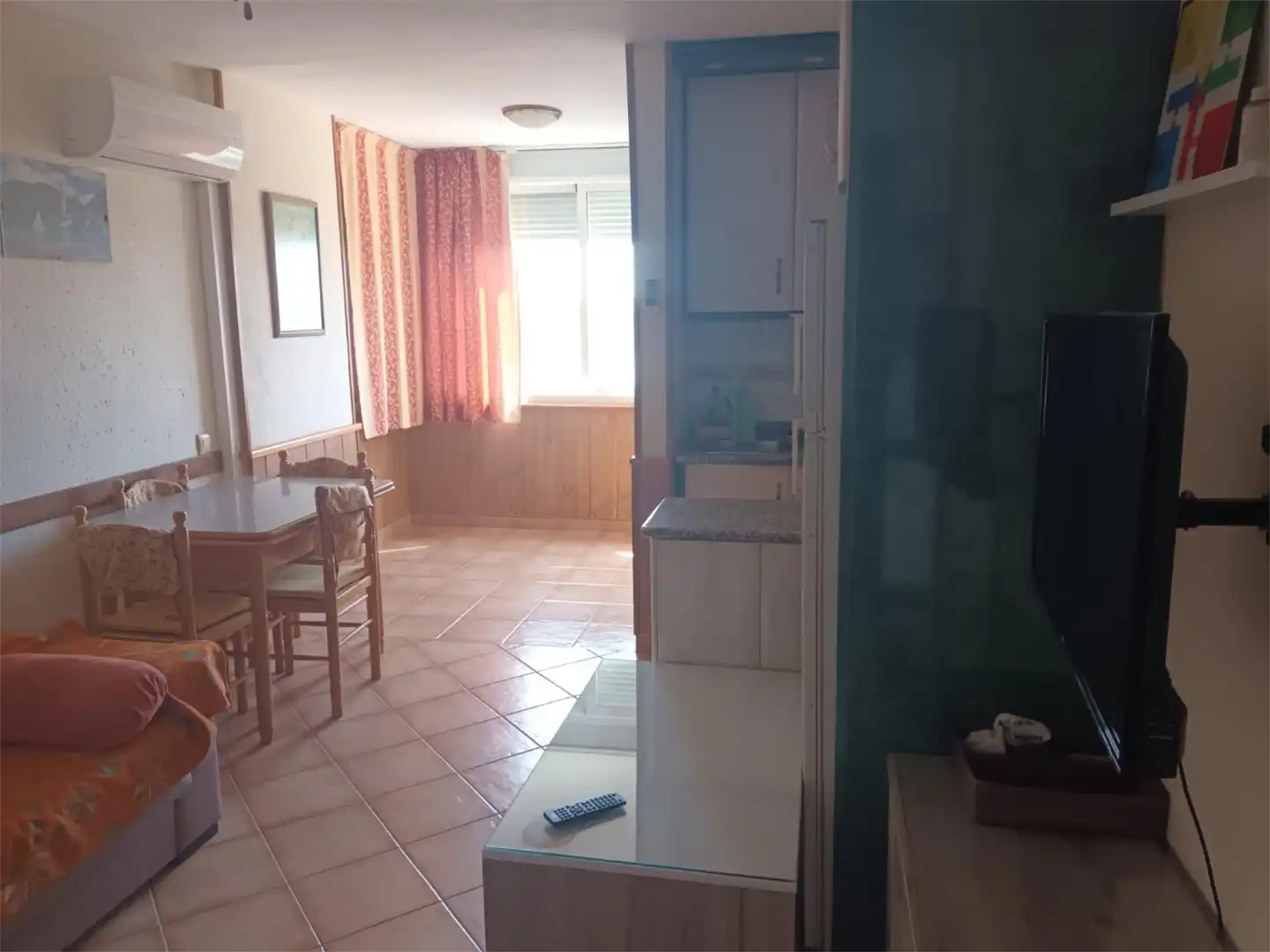 Apartamento de alquiler en Avenida las Gaviotas, 41, El Sabinar – Urbanizaciones – Las Marinas – Playa Serena Cocina de Apartamento de alquiler en Roquetas de Mar con Aire acondicionado, Amueblado y Lavadora
