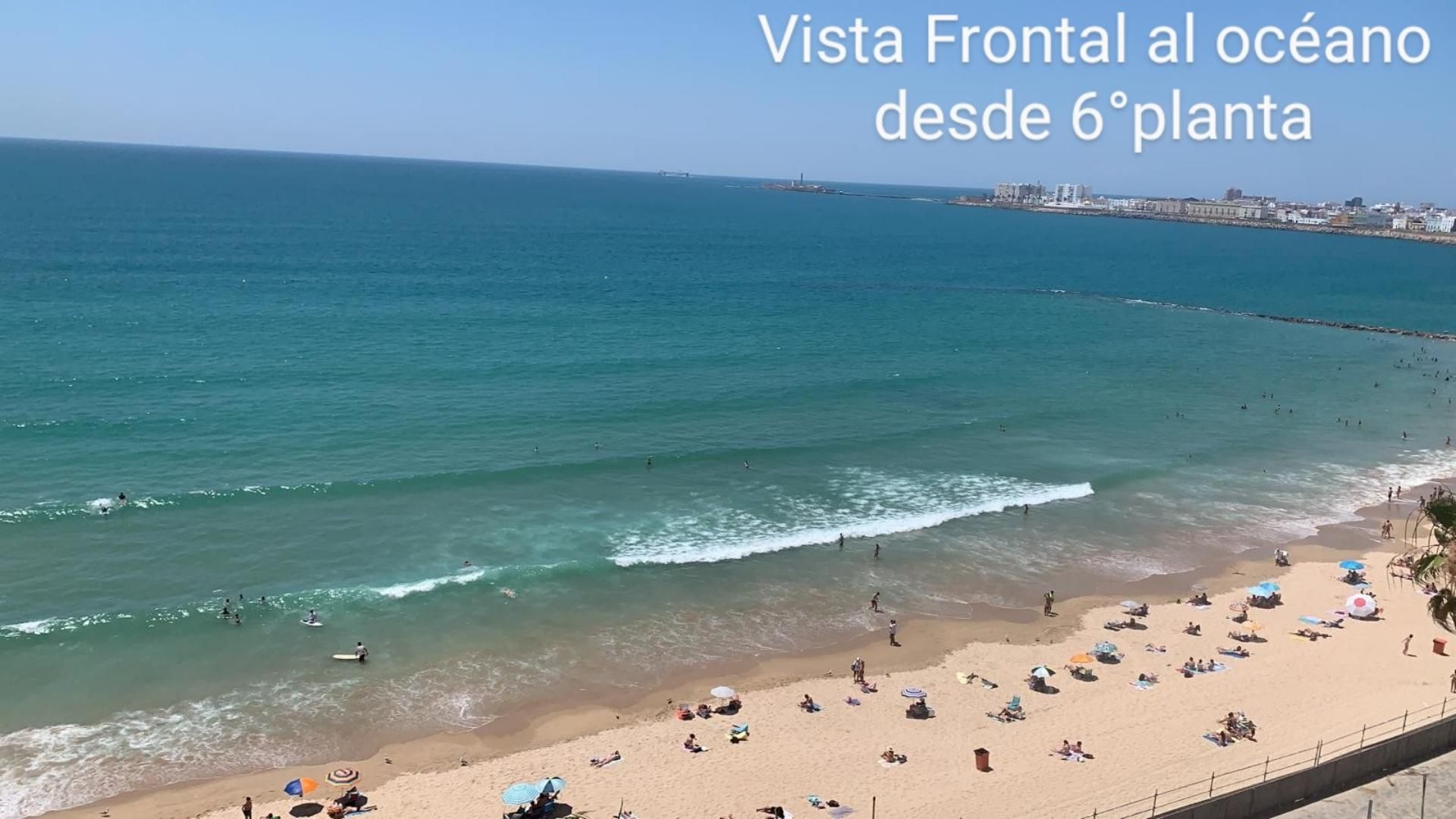Vista exterior de Pis en venda en  Cádiz Capital