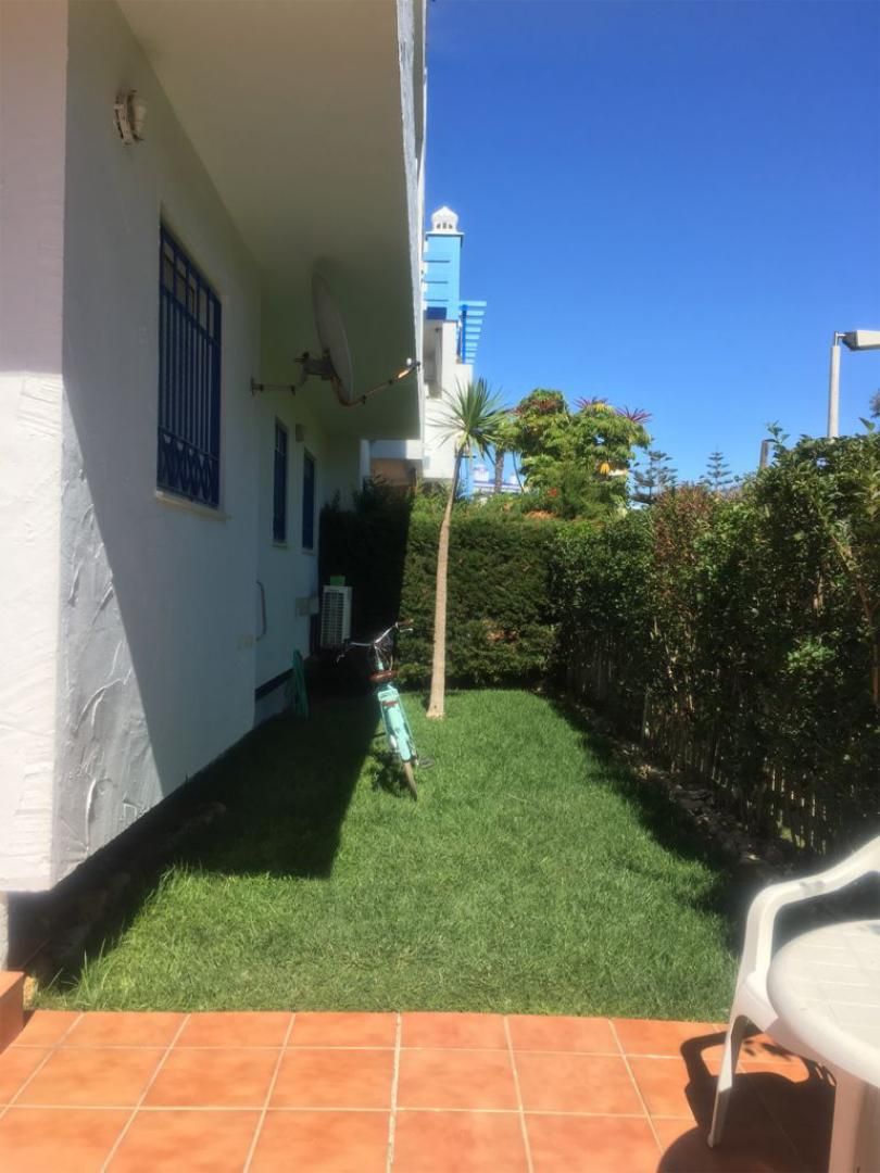 Jardí de Pis de lloguer en Rota amb Aire condicionat, Calefacció i Jardí privat