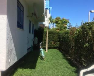 Jardí de Pis de lloguer en Rota amb Aire condicionat, Terrassa i Piscina