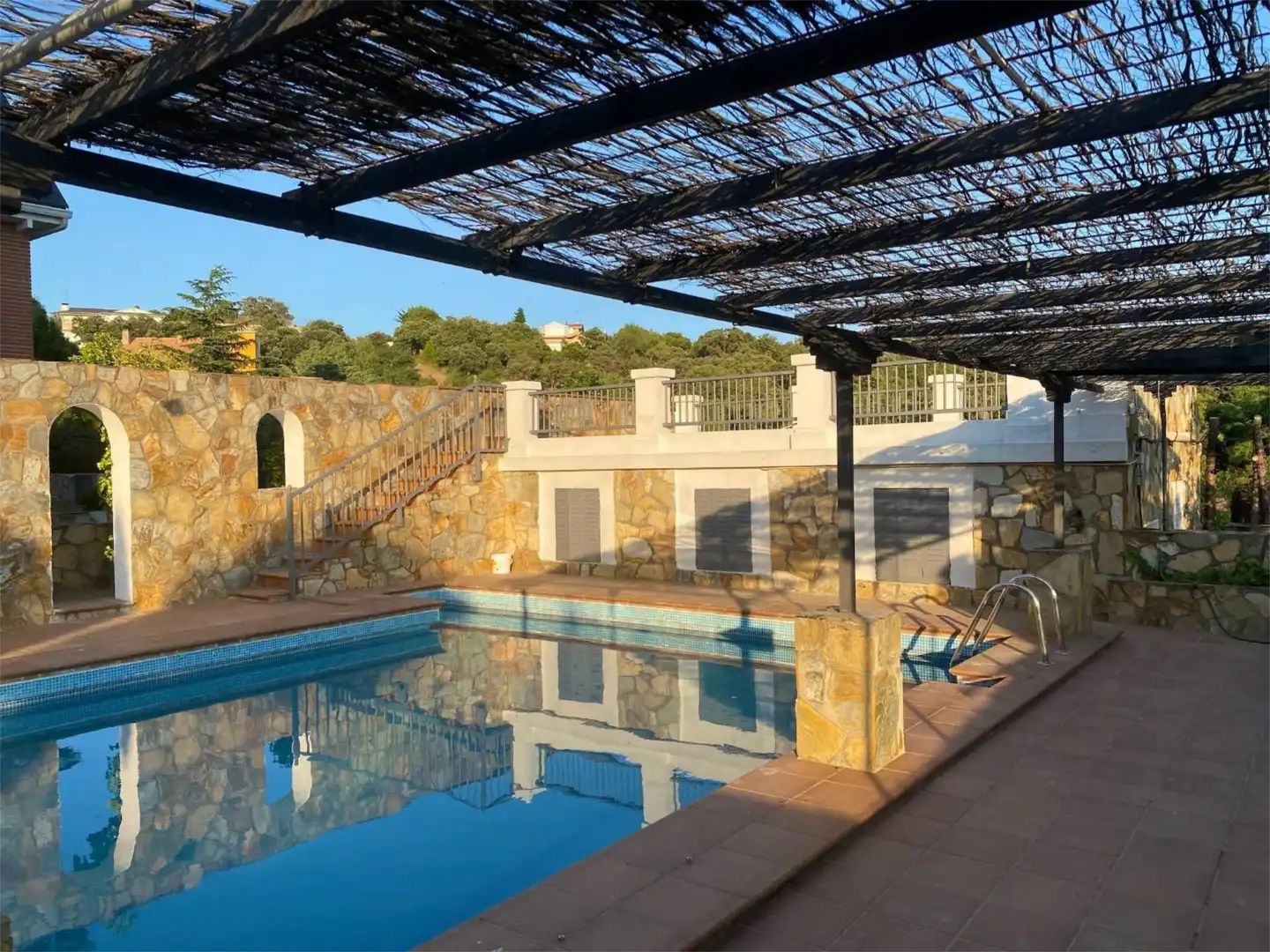 Wohnung zum Verkauf in Calle Castillo de Torrelobatón, 24, Cerro Alarcón Schwimmbecken von Wohnung zum Verkauf in Valdemorillo mit Privatgarten, Terrasse und Abstellraum