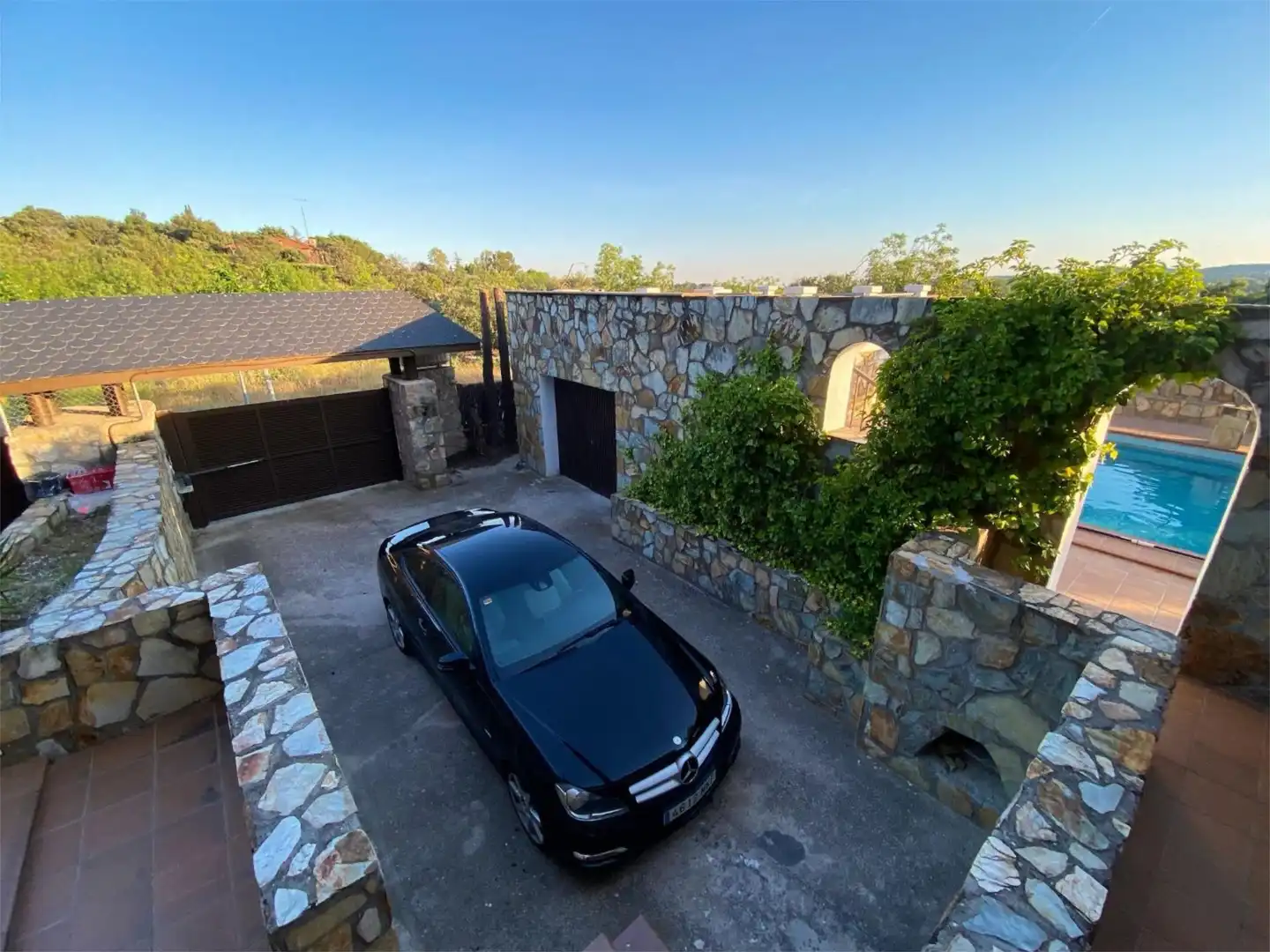 Wohnung zum Verkauf in Calle Castillo de Torrelobatón, 24, Cerro Alarcón Außenansicht von Wohnung zum Verkauf in Valdemorillo mit Privatgarten, Terrasse und Abstellraum