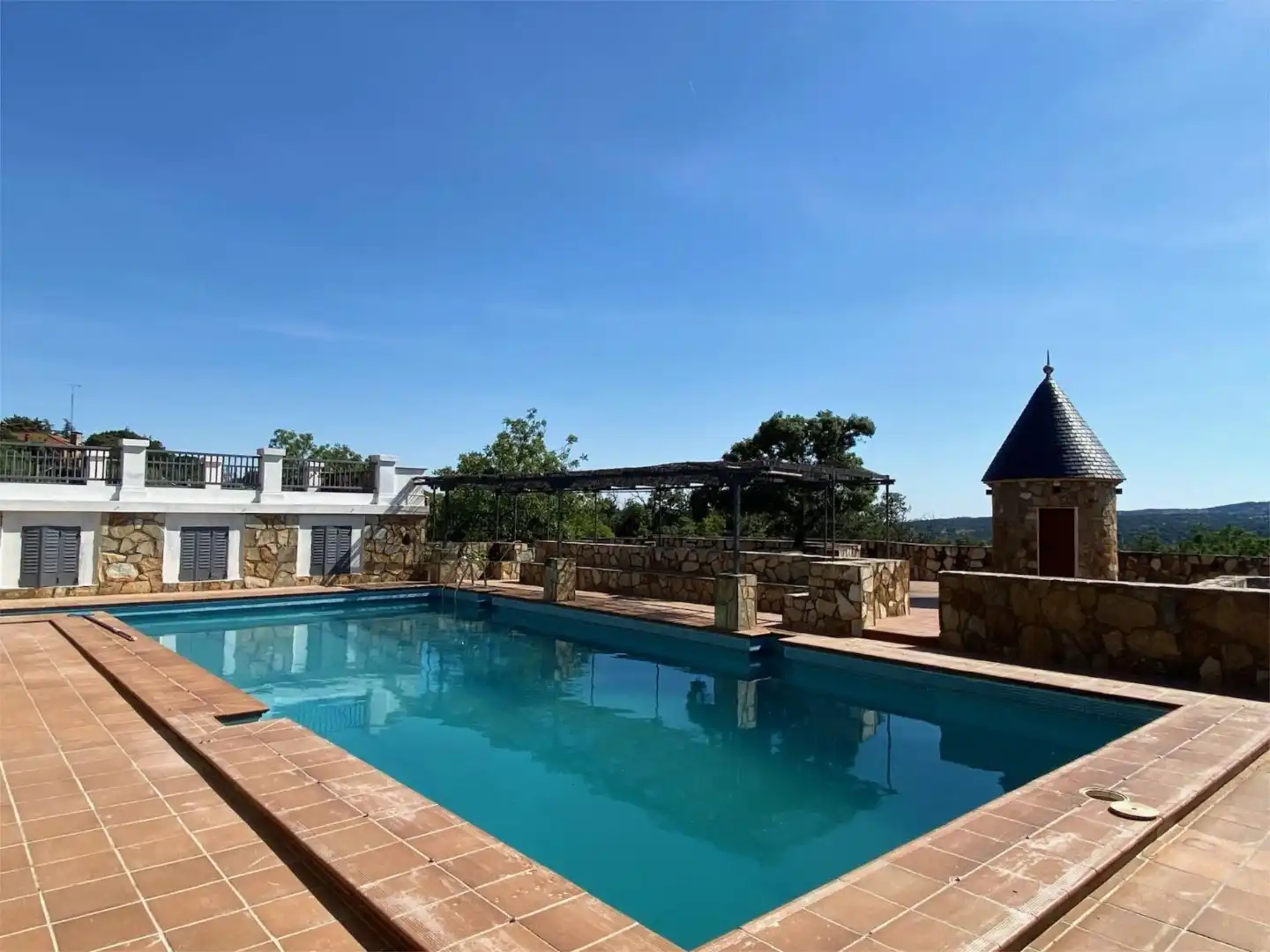 Wohnung zum Verkauf in Calle Castillo de Torrelobatón, 24, Cerro Alarcón Schwimmbecken von Wohnung zum Verkauf in Valdemorillo mit Privatgarten, Terrasse und Abstellraum