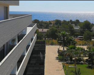 Vista exterior de Apartament en venda en L'Ametlla de Mar  amb Aire condicionat, Piscina i Balcó