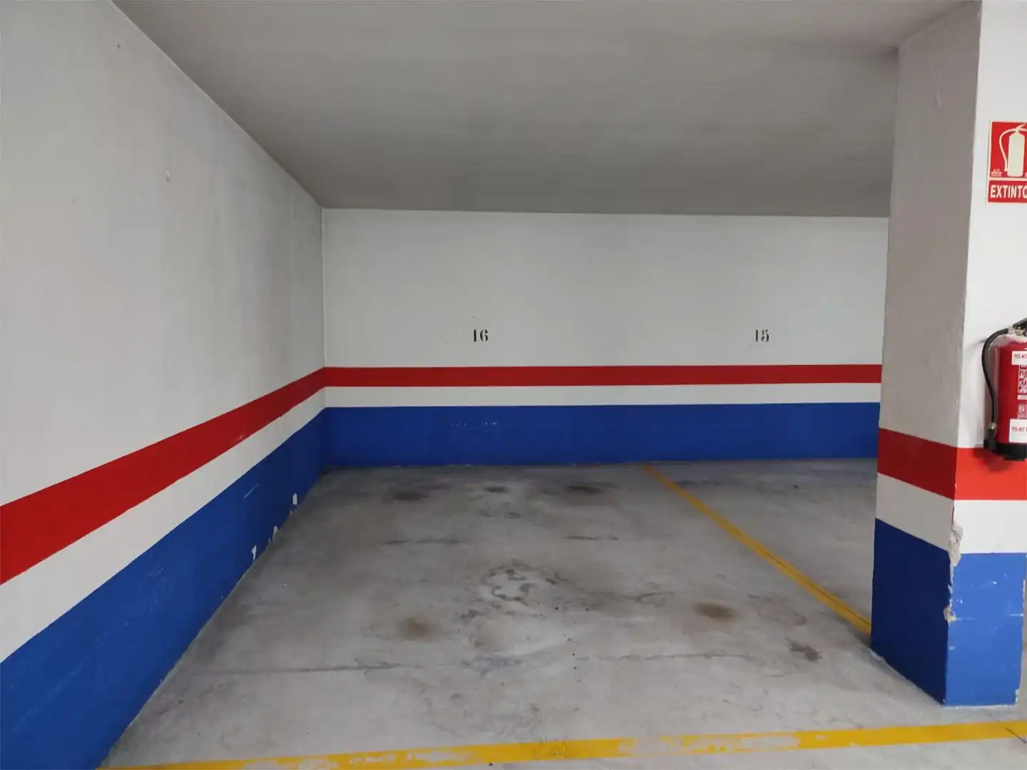 Parking of Garage for rent in Huarte / Uharte