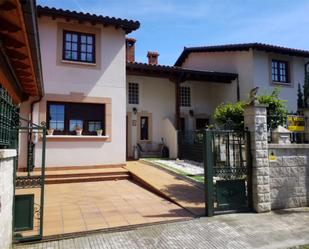 Exterior view of House or chalet for sale in Piélagos