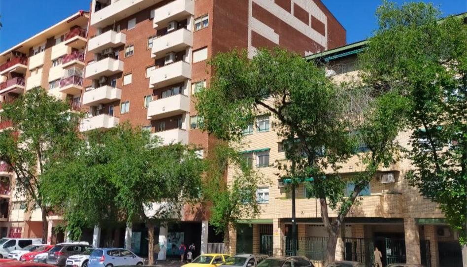 Photo 1 of Garage to rent in Avenida de Salvador Allende, 30, Salvador Allende, Zaragoza