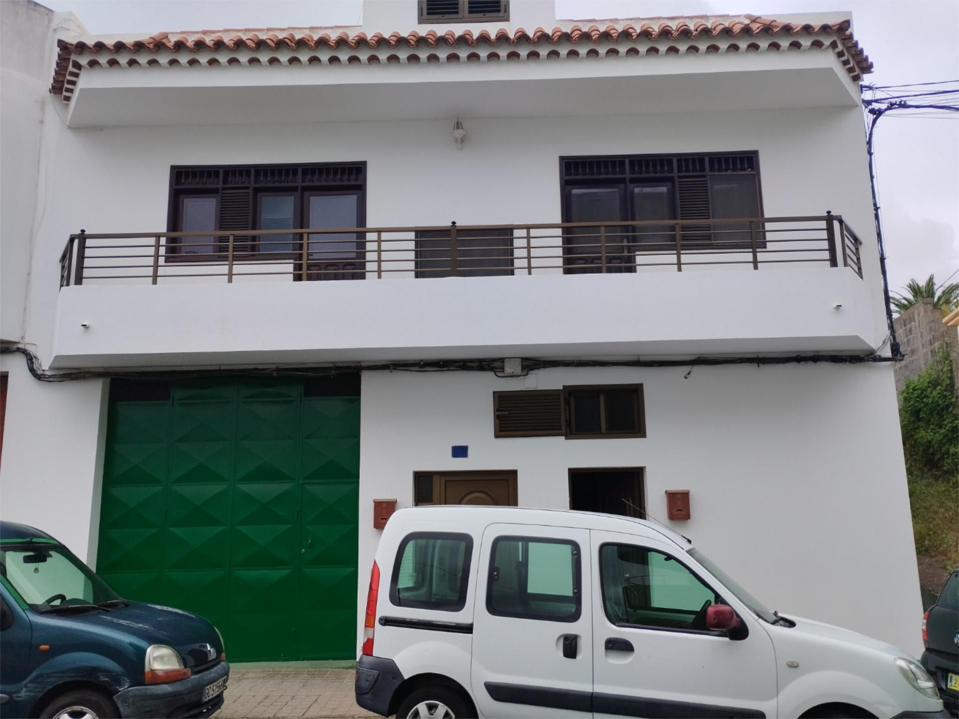 Exterior view of Flat for sale in Moya (Las Palmas)  with Private garden, Terrace and Oven