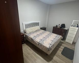 Bedroom of Flat to share in  Sevilla Capital  with Air Conditioner and Balcony