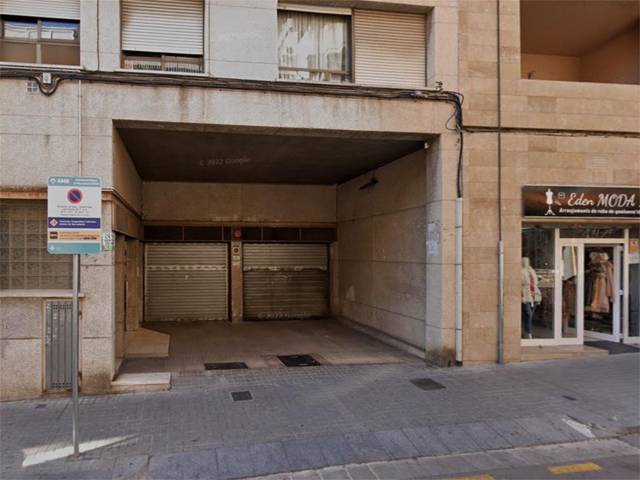 Garaje en Alquiler en Carrer del 8 de Març, 48 en La Plana