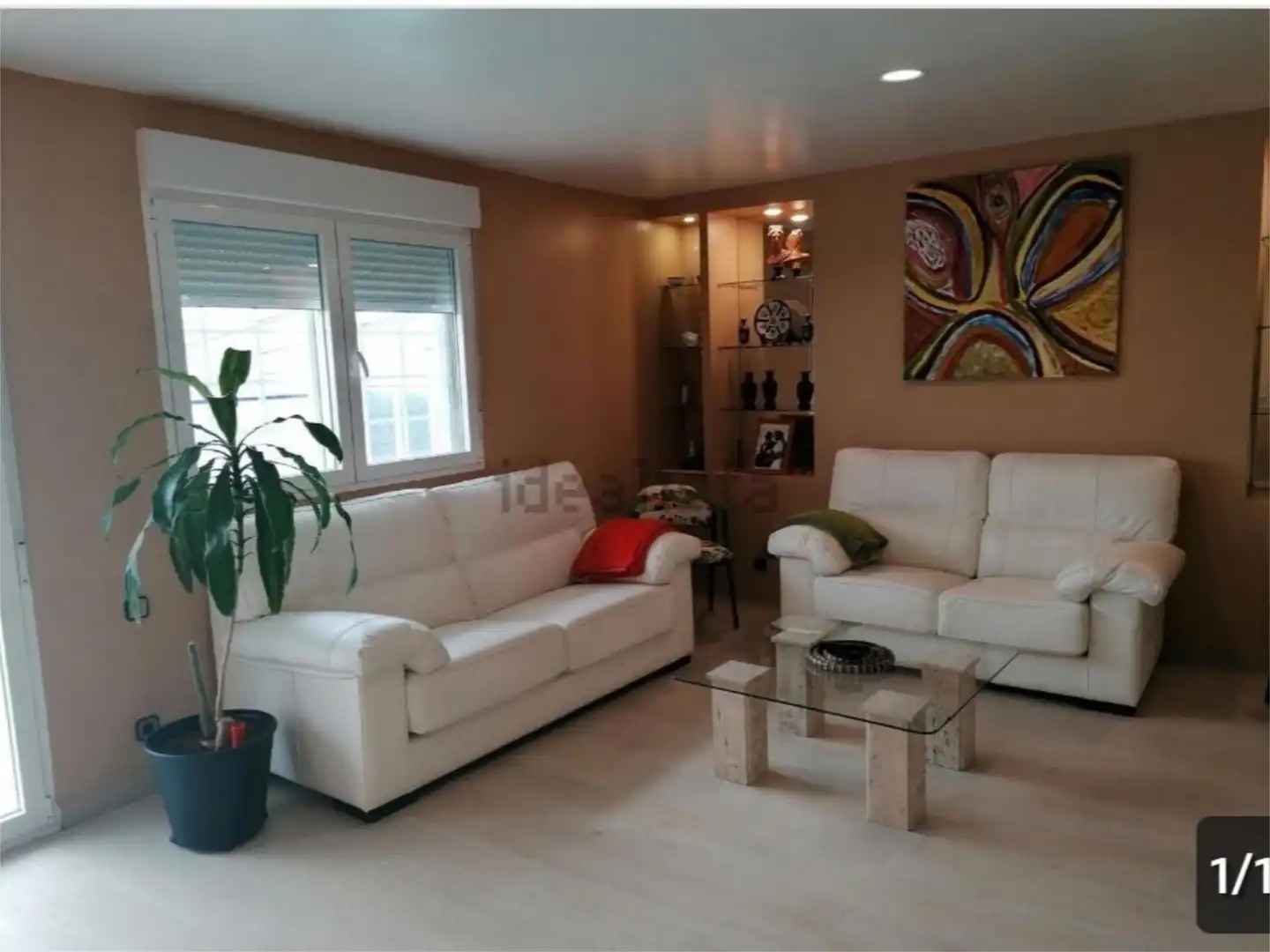 Casa o chalet en venta en Calle Doctor Layna Serrano, 13, Plan Sur - Amistad Sala de estar de Casa o chalet en venta en Guadalajara con Jardín privado, Terraza y Piscina