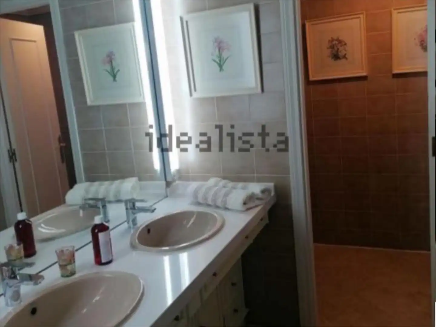Casa o chalet en venta en Calle Doctor Layna Serrano, 13, Plan Sur - Amistad Baño de Casa o chalet en venta en Guadalajara con Jardín privado, Terraza y Piscina