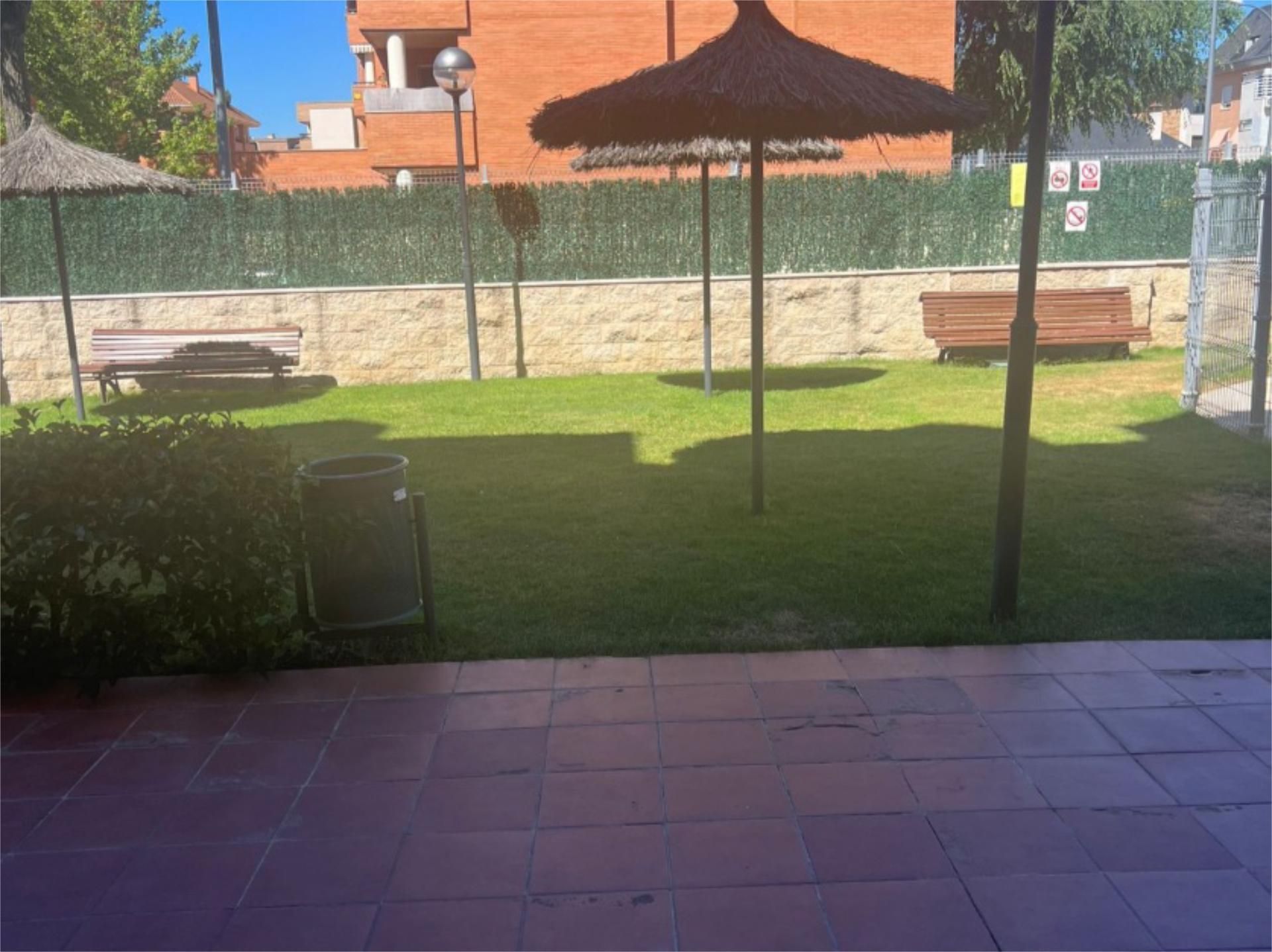 Jardí de Pis en venda en Collado Villalba amb Calefacció, Jardí privat i Parquet