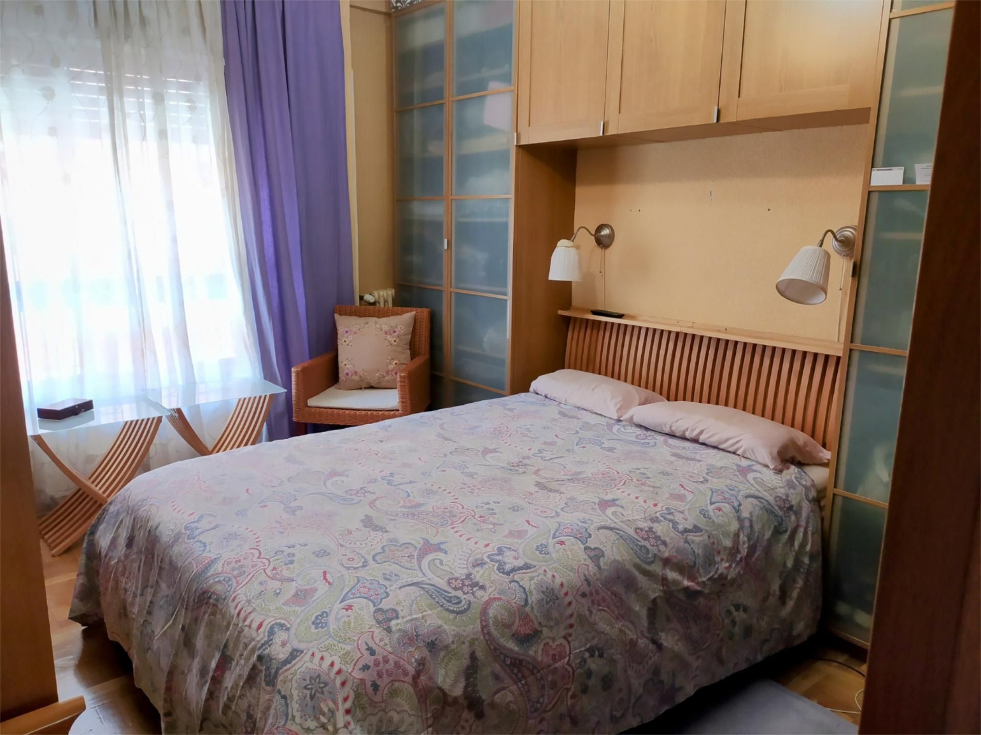 Bedroom of Flat to share in  Madrid Capital  with Air Conditioner, Heating and Parquet flooring