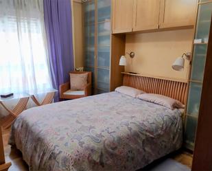 Bedroom of Flat to share in  Madrid Capital  with Air Conditioner, Heating and Parquet flooring