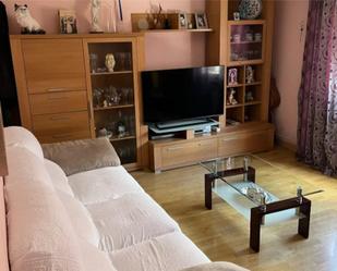Sala d'estar de Pis en venda en Pozuelo de Alarcón amb Aire condicionat i Terrassa