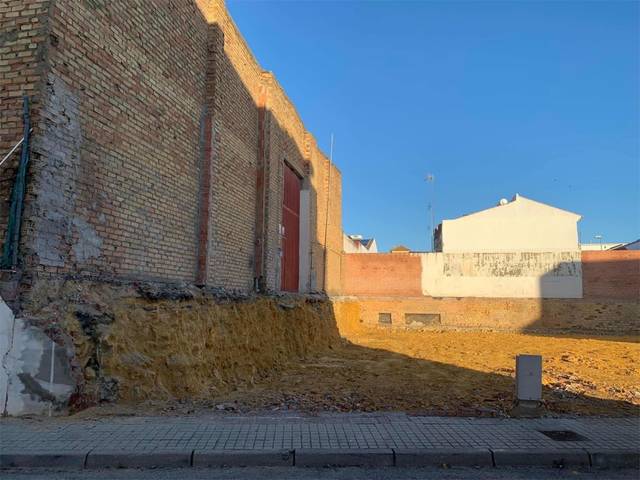 Terreno urbanizable en Venta en Calle Hazas de la Vegeta, 4A en El Viso del Alcor