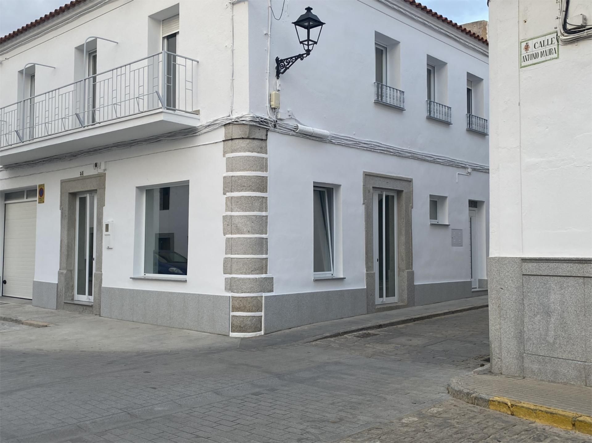 Vista exterior de Local de lloguer en Hinojosa del Duque