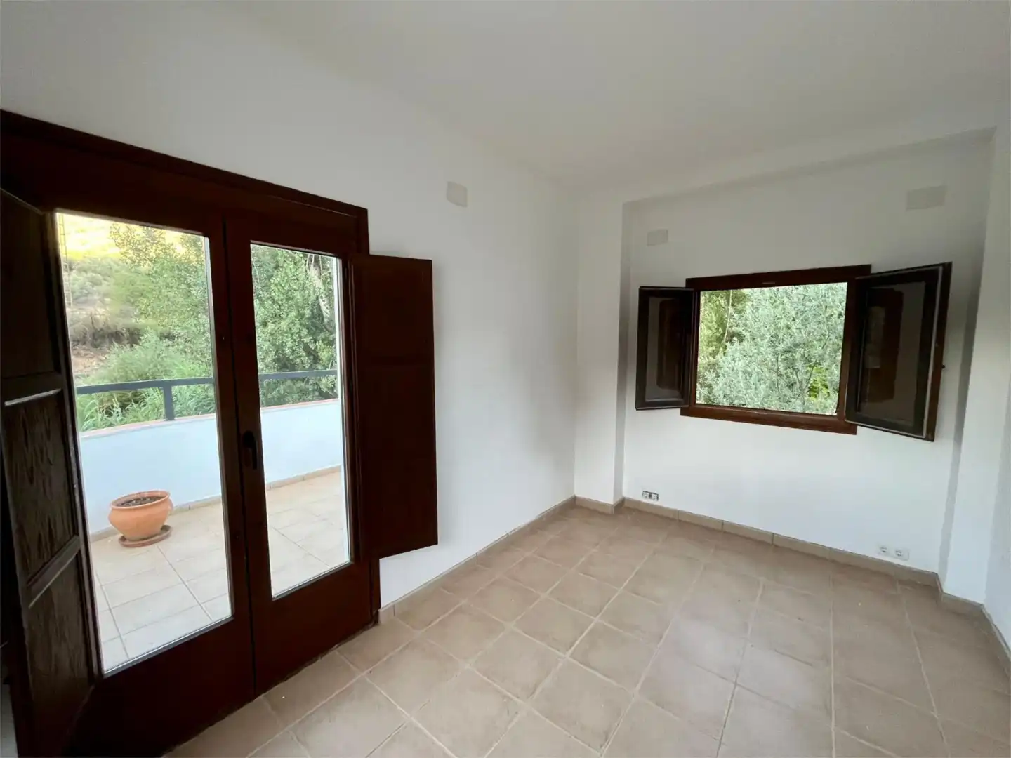 Pis en venda a Calle Huetor Tajar, Loja Dormitori de Pis en venda en Loja amb Calefacció, Jardí privat i Terrassa